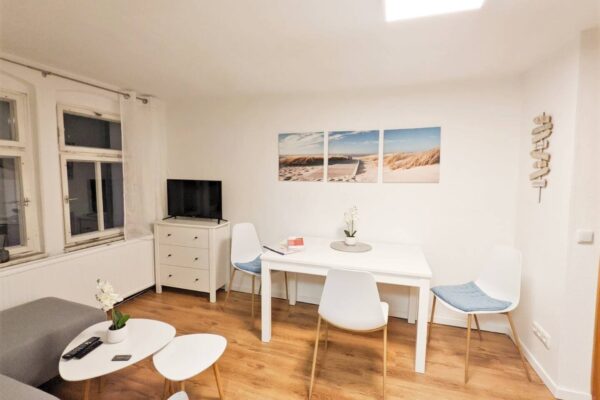 H6 – Gemütliche Wohnung mit Gemeinschaftsgarten