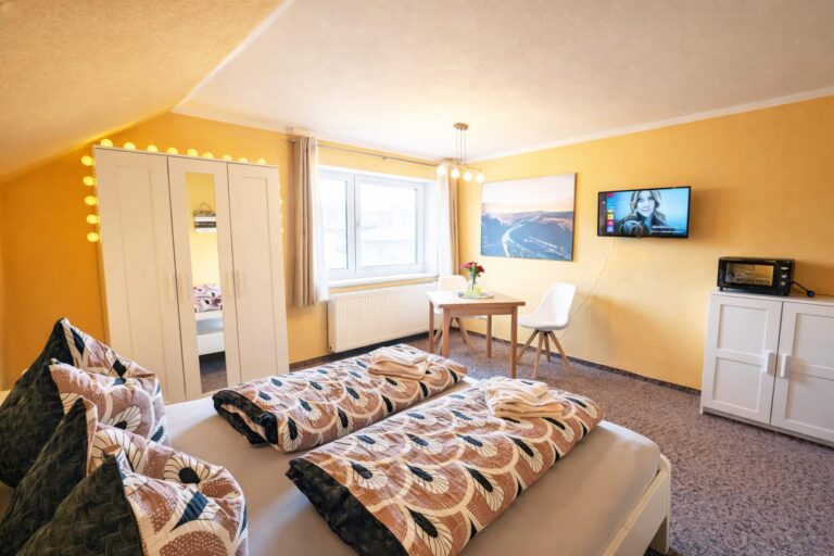 L6 – Kleine Wohnung mit Küche – Foto 1