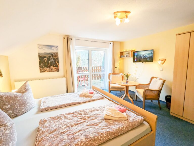L9 – Kleine Wohnung am Wanderweg mit Balkon – Foto 1