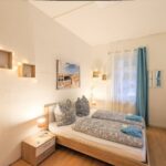 R2 – Wohnung mit Gemeinschaftsgarten, Pool und Grill