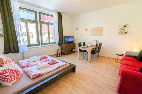 UO1 – Voll ausgestattete Wohnung mit Gemeinschaftsgarten und Pool